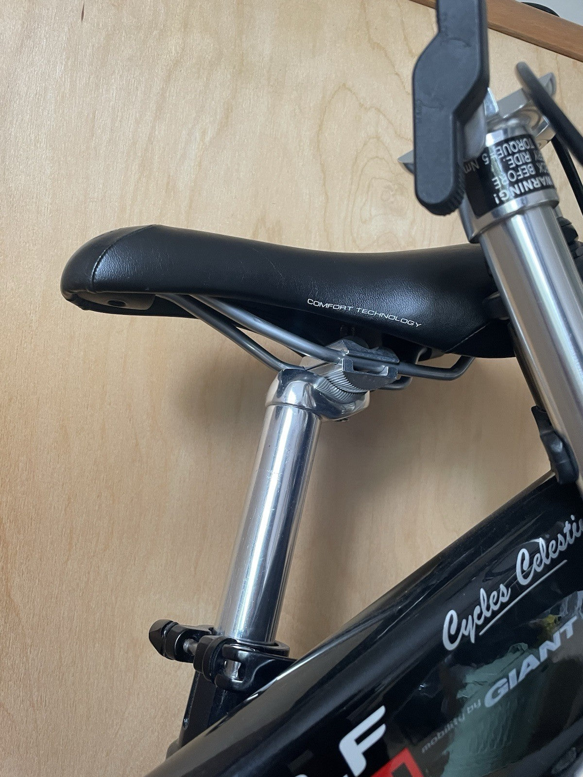 Giant Halfway Folding Bike 20'' Wheels 7-Speed Excellent Condition Black Frame
