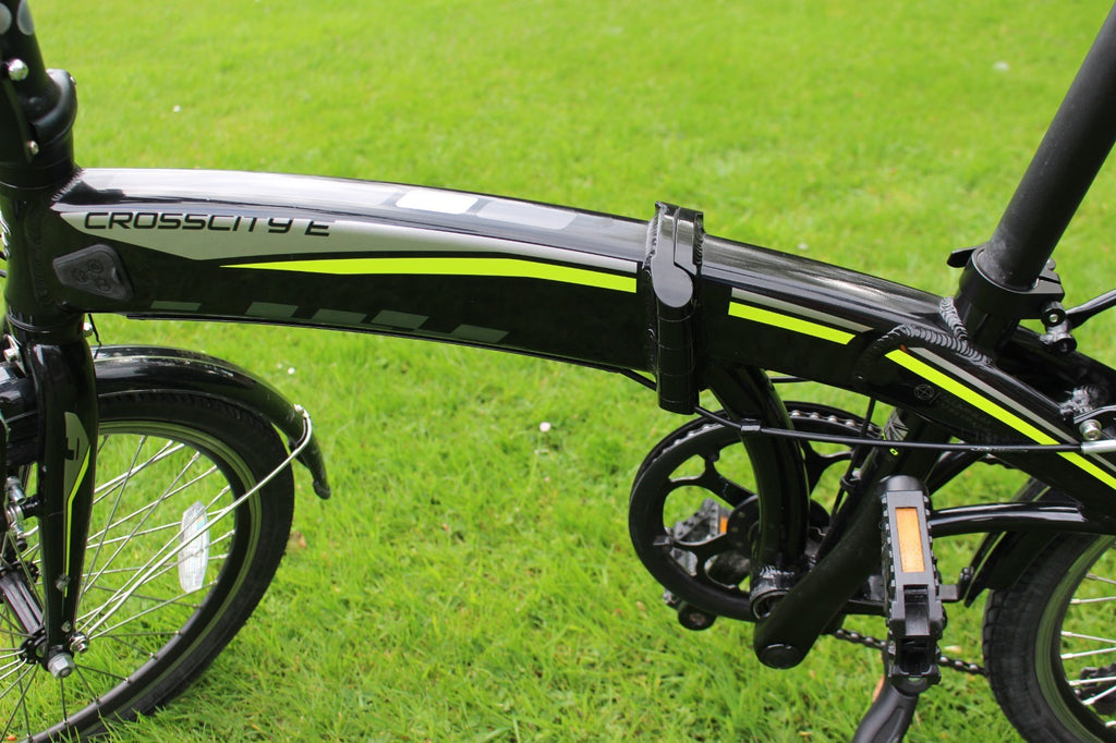 Carrera Cross City unisex folding bike great condition collection near Crewe