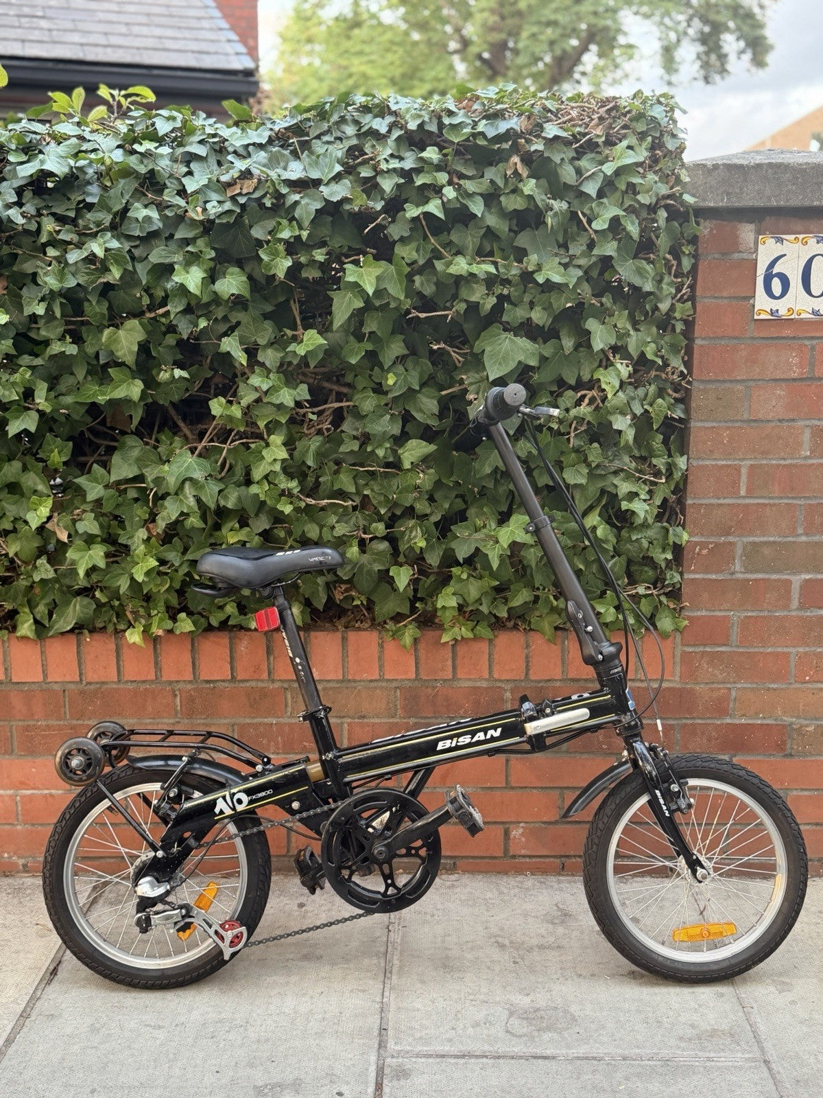 Bisan FX3800 Folding Bike – Black, 16” Wheels, Used, Working Condition
