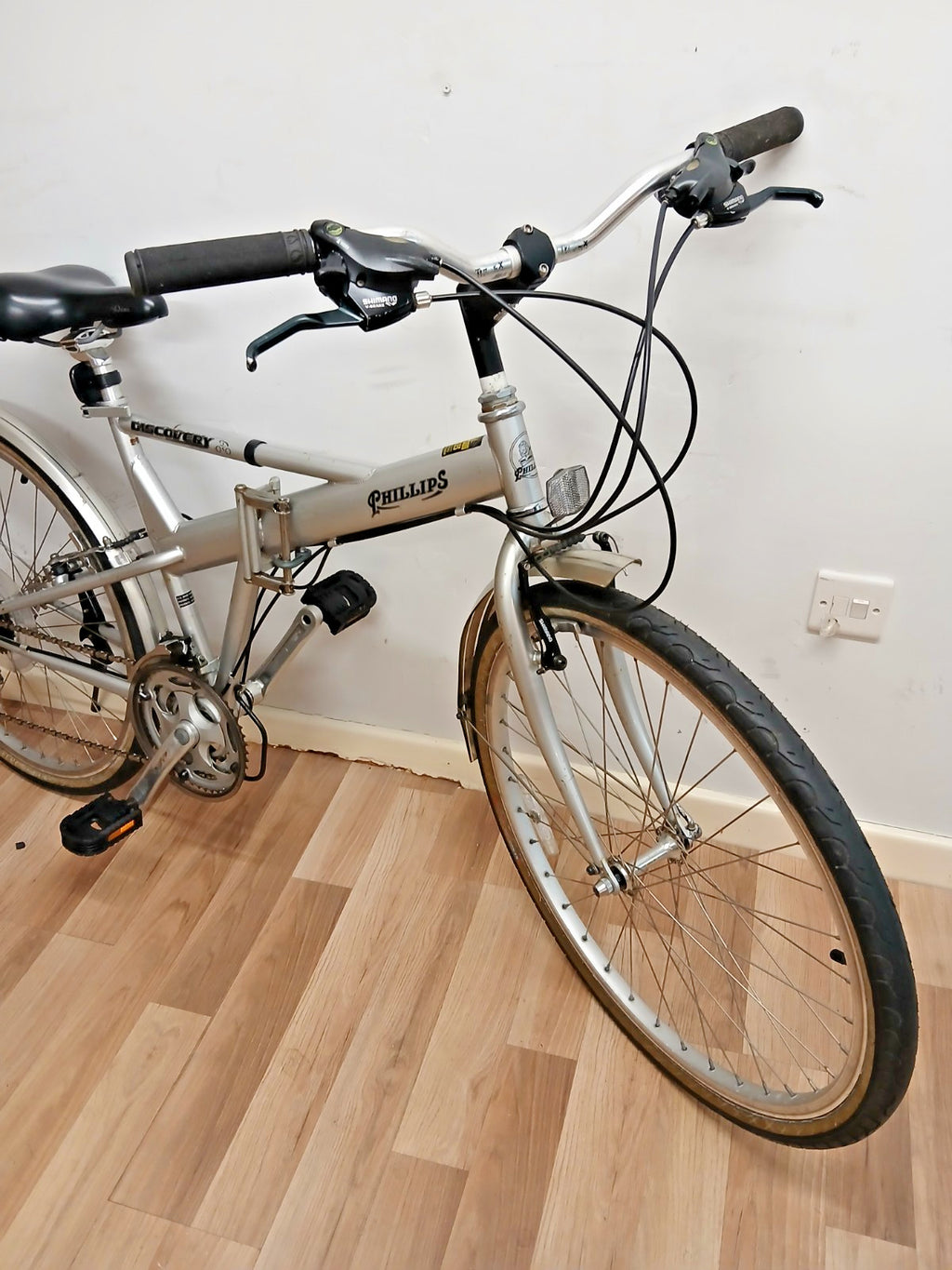 Phillips discovery 26" folding bike 21 Speed Good cond. Serviced. Shop price 60