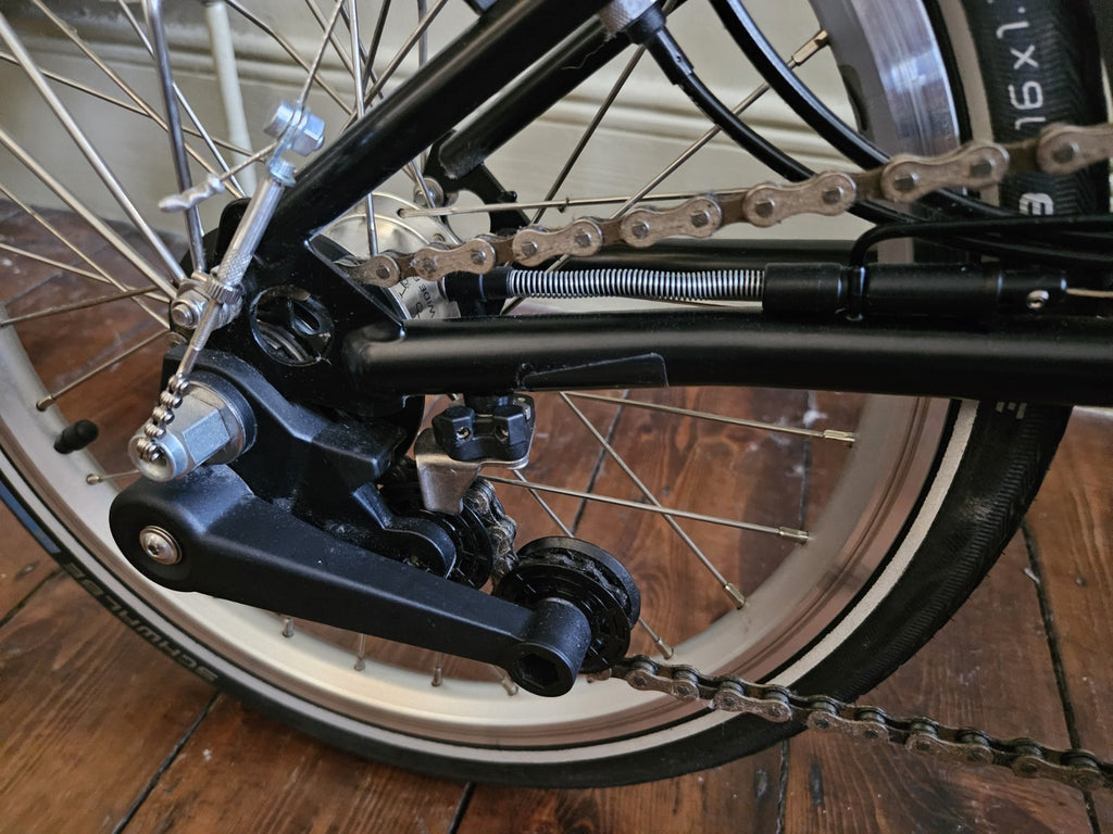 2021 Brompton M3L 3-Speed Folding Bike – Black – Exceptionally Lightly Used