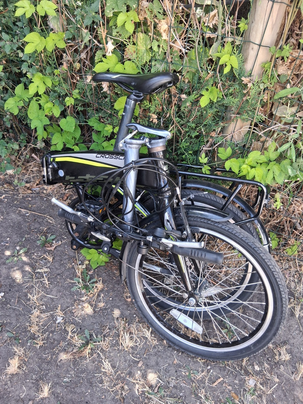 Carrera Crosscity E Folding Bike