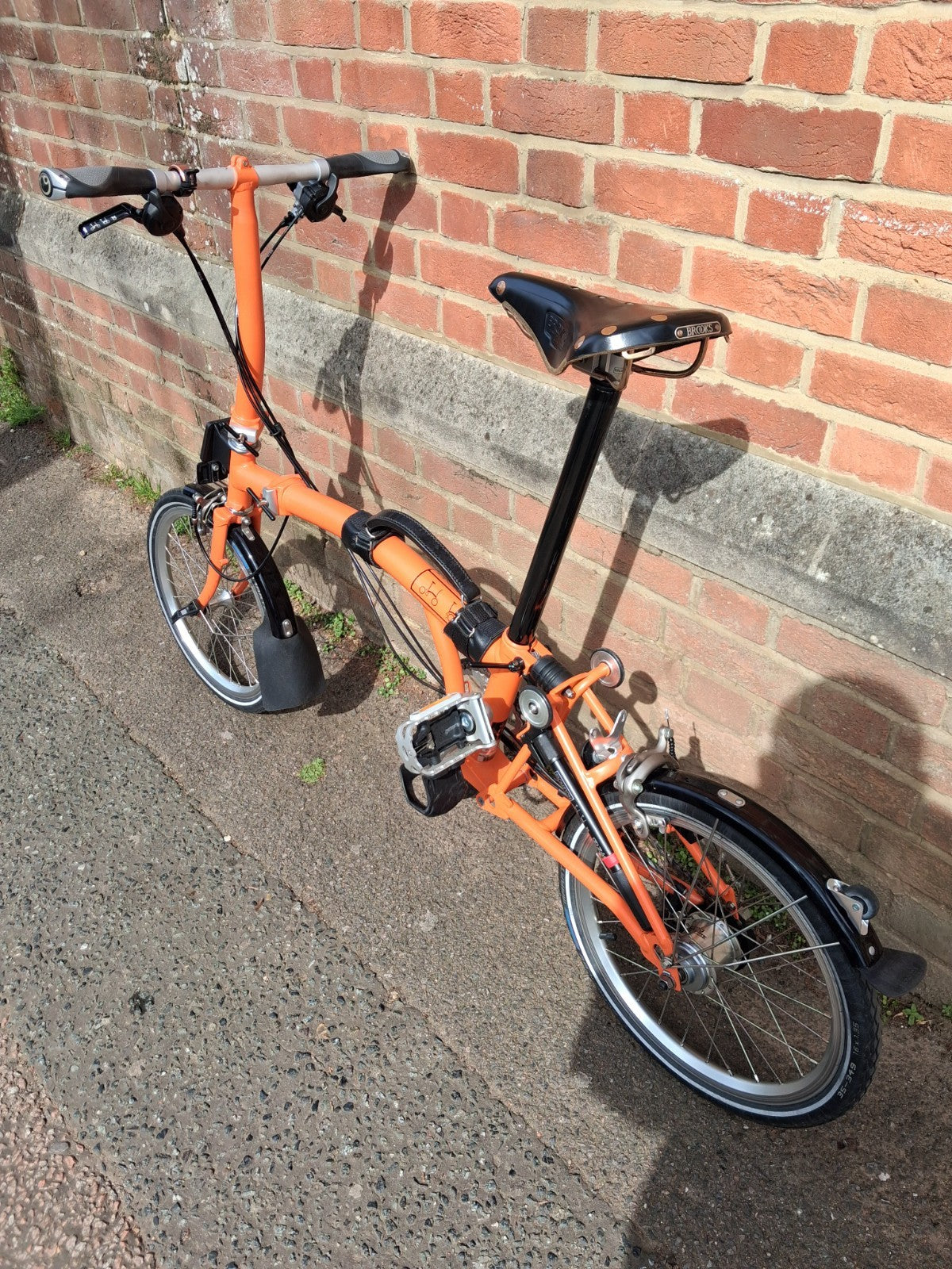 Brompton M6L Folding Bike Amazing Condition with Lots Of Extras