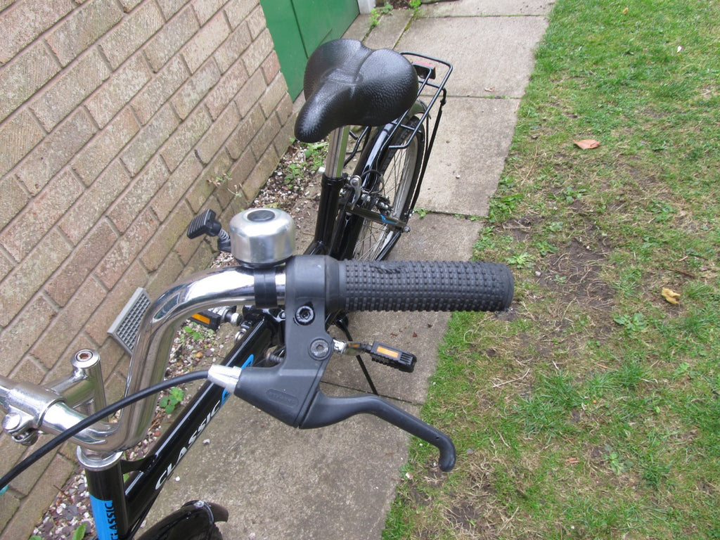 BIKE - FOLDING BIKE - 19 "WHEELS  - UNISEX - VERY GOOD CONDITION