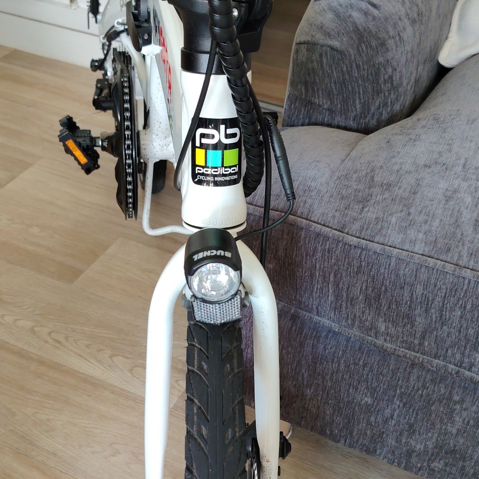 Pedibal Navigata Cie 20 in Folding Bike Disc Brake Rear Rack Lights White