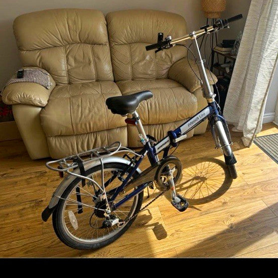 Ammaco Panna Lite 20in Folding Bike Blue/Silver Rear Rack Mudguards V-Brake