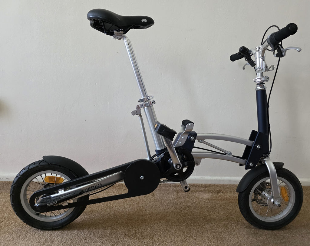 Mobiky Genius Folding Bike 16in Aluminium 1-Speed Mechanical Disc, Silver/Black