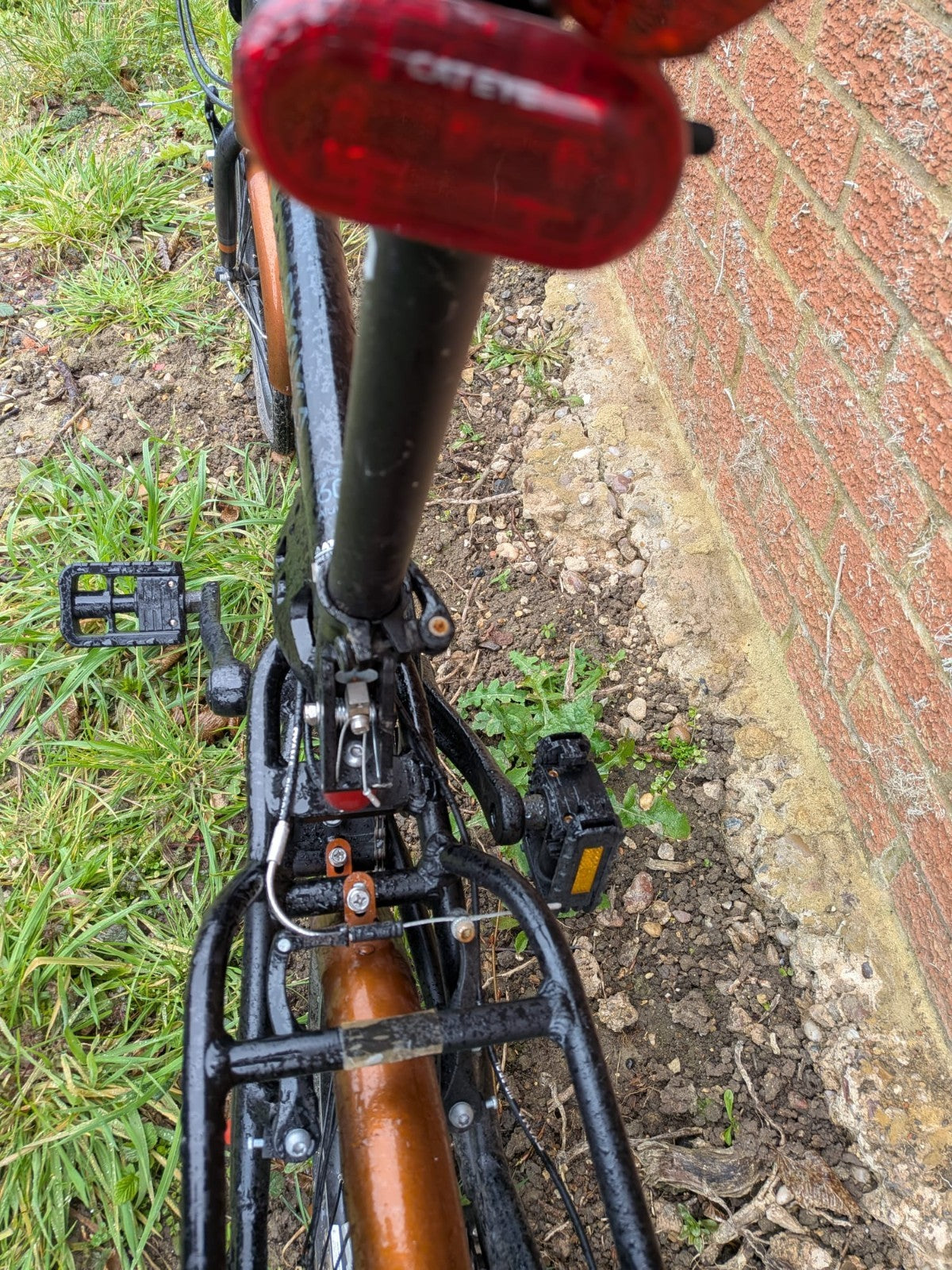 Folding bike, Oyama, only used once, black with brown leather, panier rack