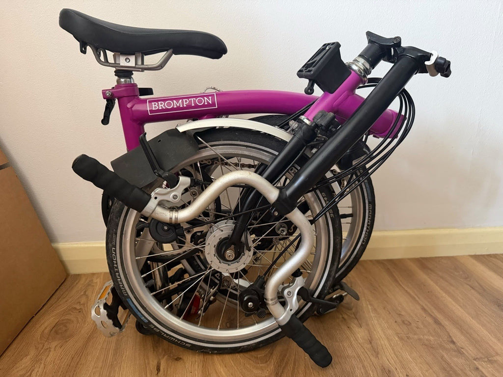 Brompton C Line H6L (6 Speed) folding bicycle - Berry (EXCELLENT CONDITION)