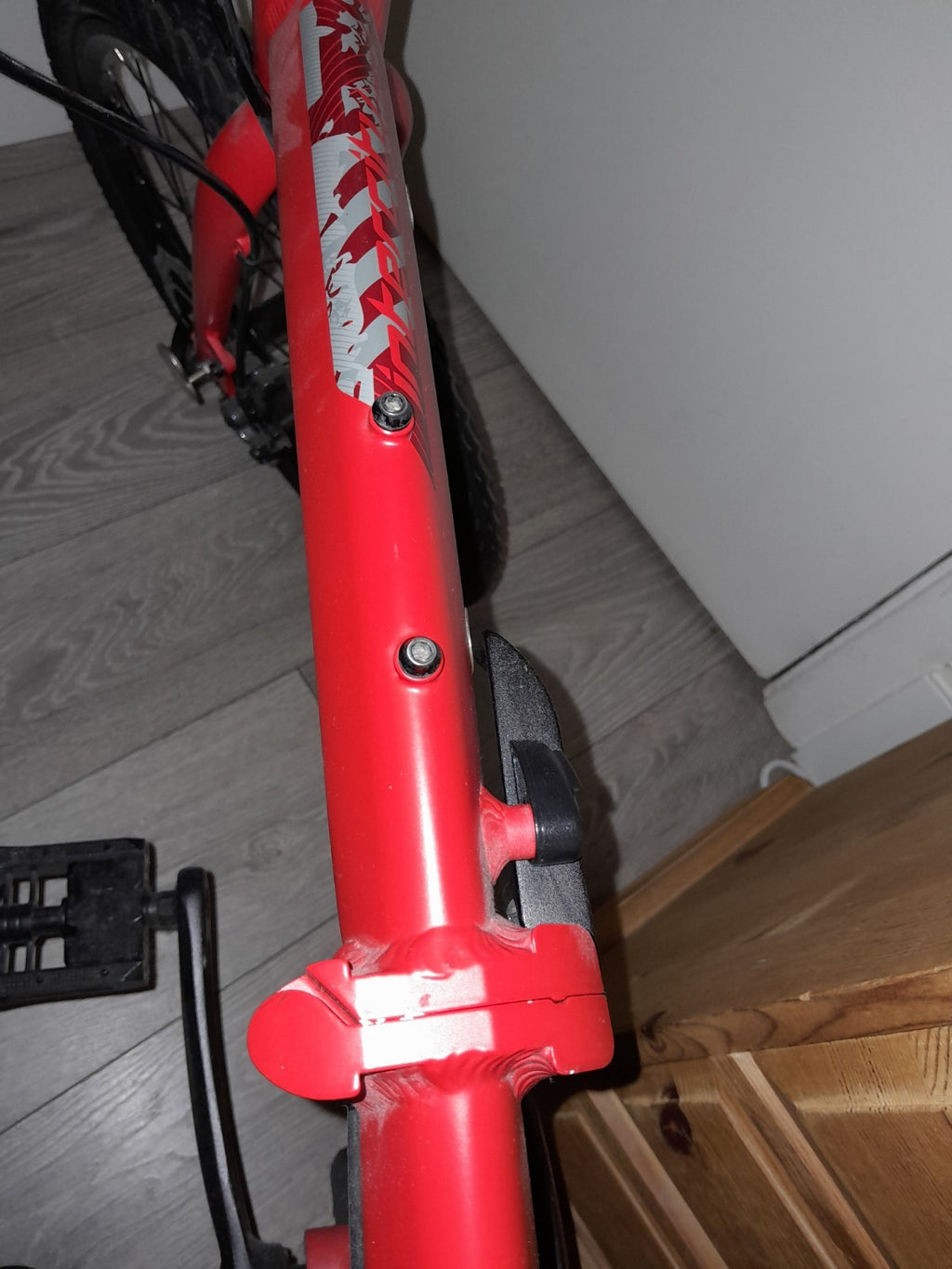 Carrera Intercity Folding Bicycle 8-Speed, Colours Orange Black