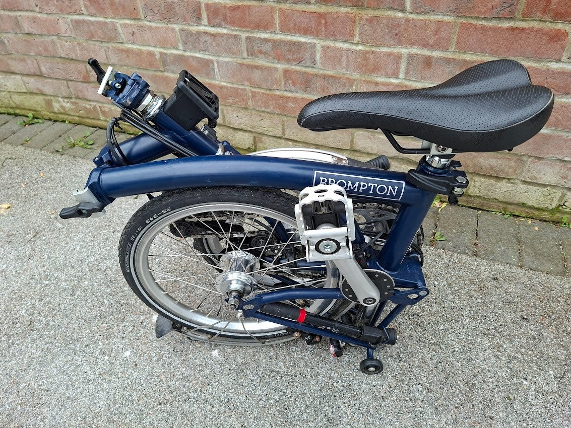 6-Speed Brompton M6L Folding Bike complete with Swytch