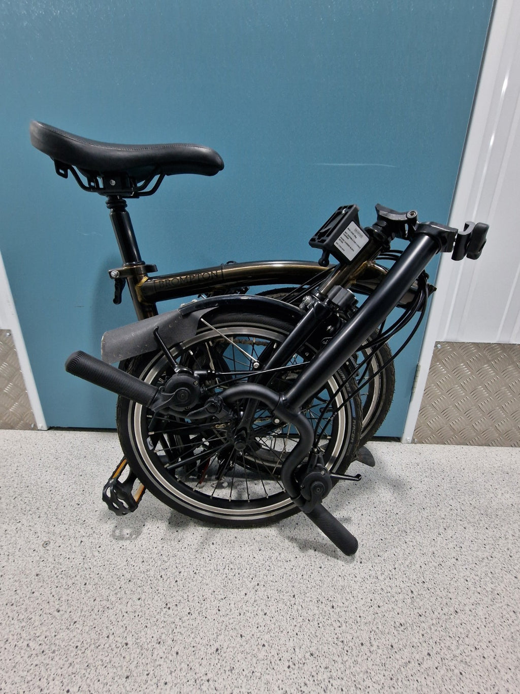 Brompton C Line Explore 6 Speed M Bar Black Lacquer Extended Seat Post MudGuards