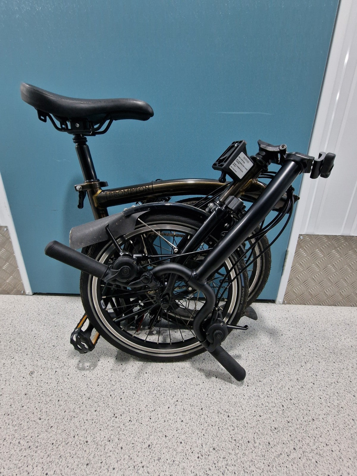 Brompton C Line Explore 6 Speed M Bar Black Lacquer Extended Seat Post MudGuards