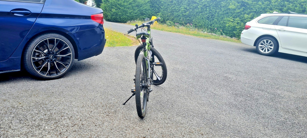 Eurobike G4 Folding Bike Magnesium Alloy Wheels Brand New Mountain Bicycle