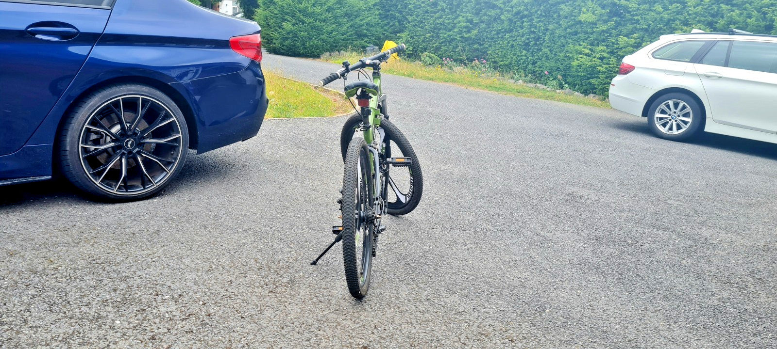 Eurobike G4 Folding Bike Magnesium Alloy Wheels Brand New Mountain Bicycle