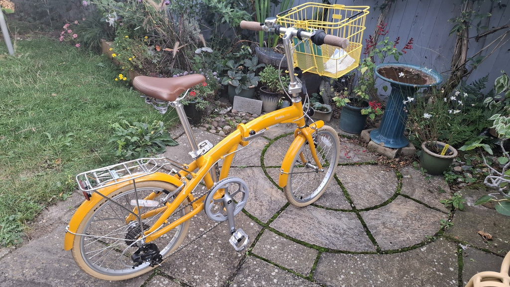 Bobbin Pli 20 in Folding Bike Yellow, Basket, Mudguards, Rear Rack, Bell