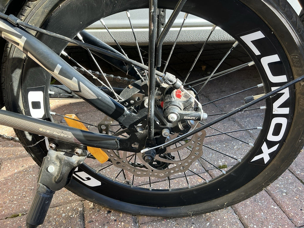 Genio Lenox 1.0 Folding Bike 20" Wheels Black. Spares Or Repair