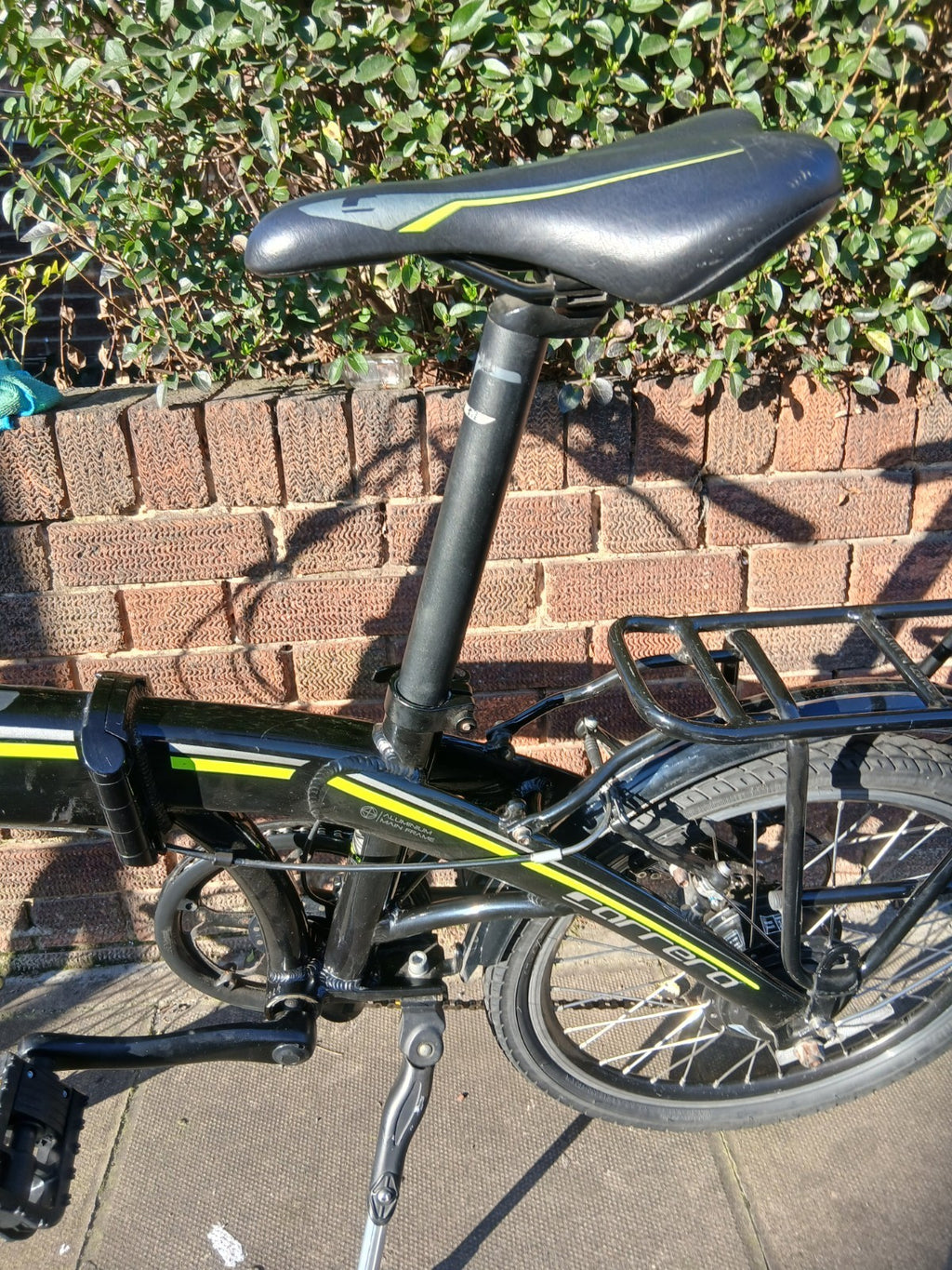 Carrera Intercity Unisex 8 Speed 20'' Wheels Compact Folding Bike