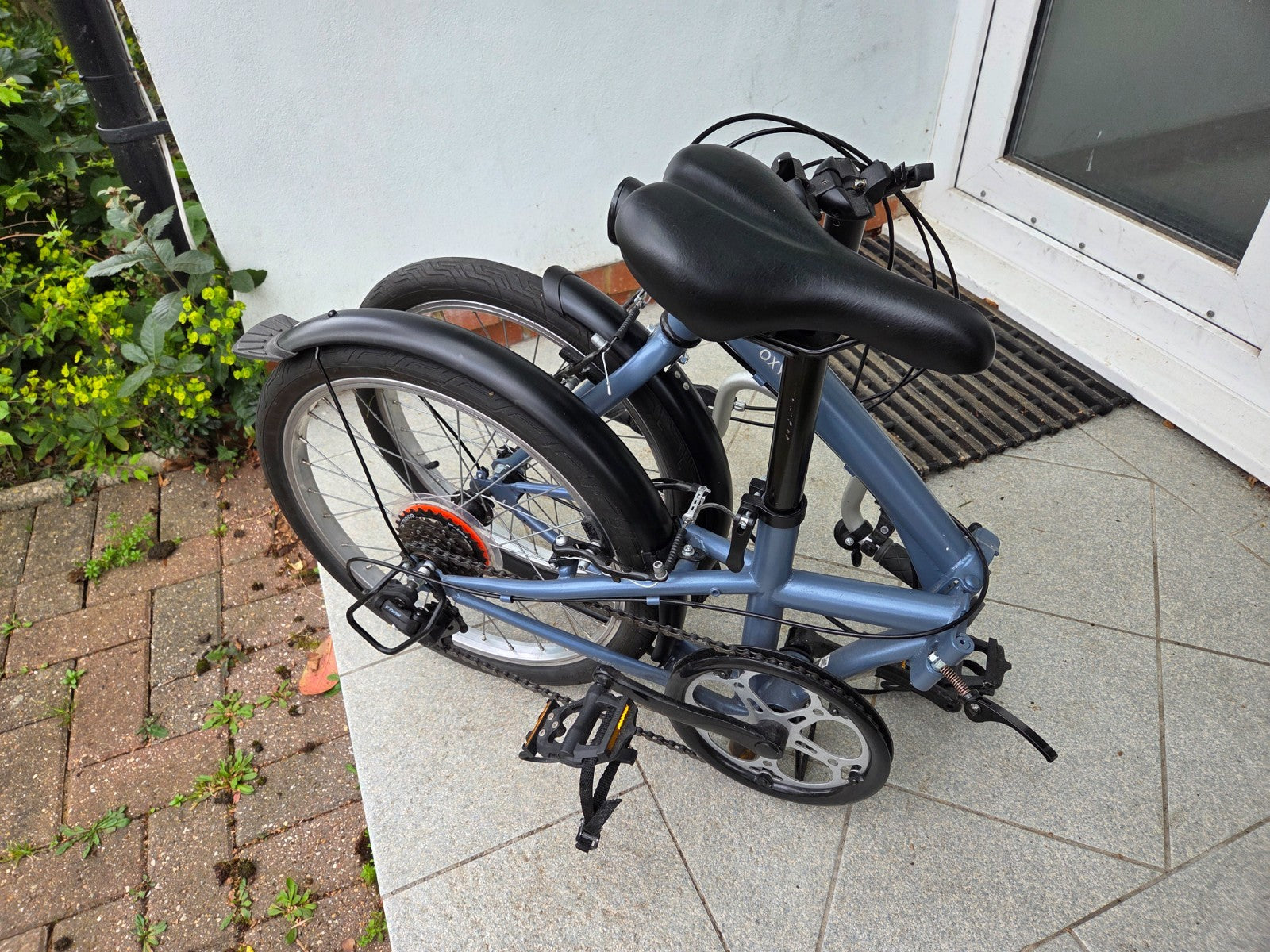 Folding Bike Oxylane Tilt 120 | Compact Commuter Bicycle | Cambridge