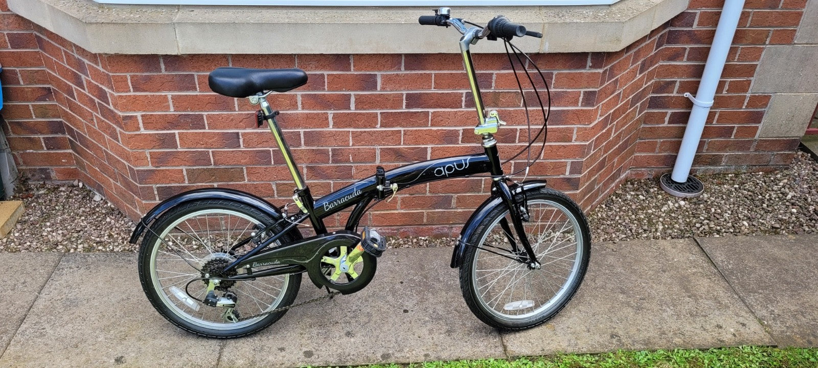 Apus Barracuda Folding Bicycle, Black, 20", Barely Used, Excellent, Commuter, A+
