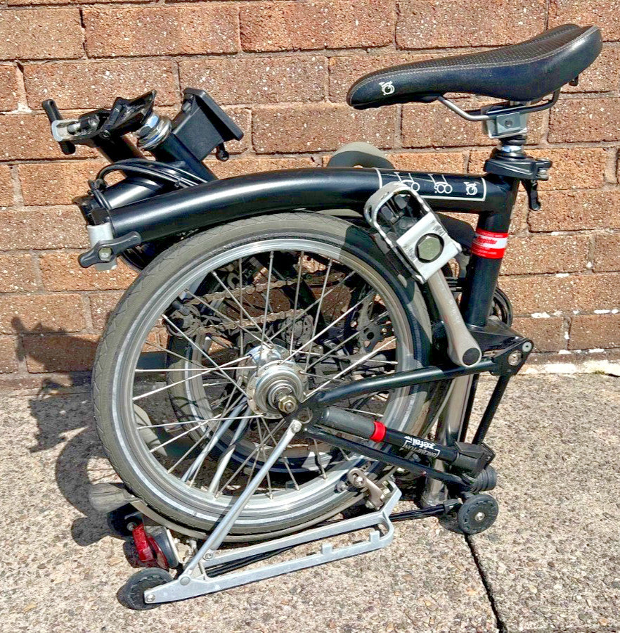 Brompton P6R Black Folding Bike 6 Speed Shimano Hub Dynamo +Genuine Brompton Bag