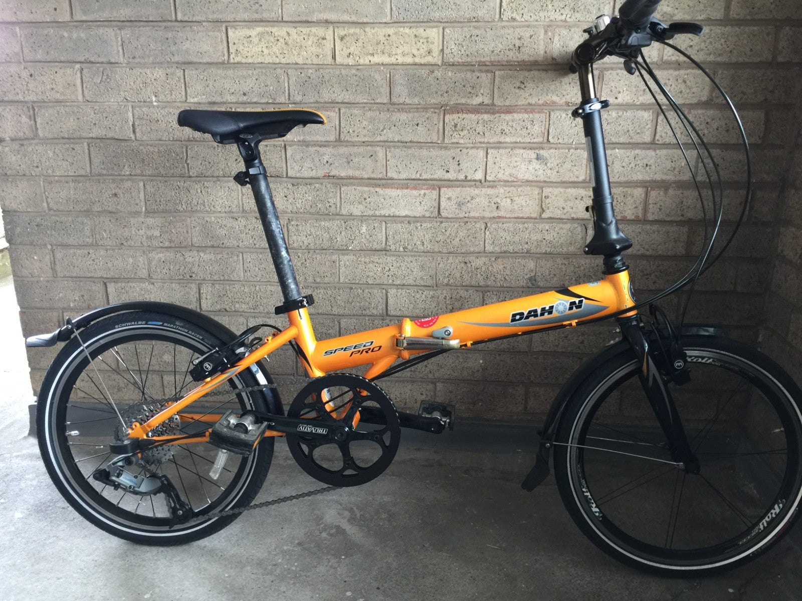Dahon Speed Pro folding bike fitted with brand new Magura hydraulic brakes