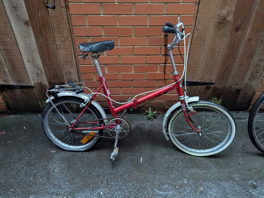 Vintage Red Folding Bike - 3 speed - Project/Repair - Collection Only