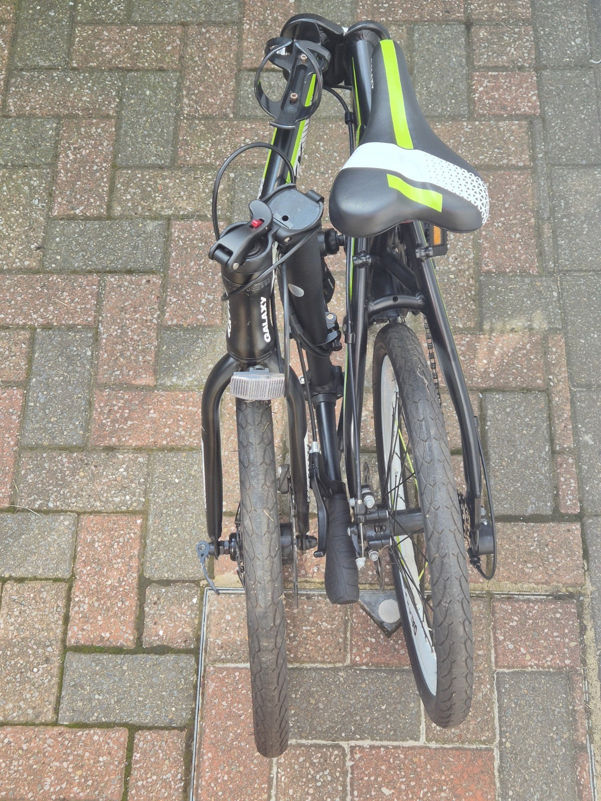 Galaxy Dolphin 2.0 20" folding Bike Shimano 7 Speed Disc Brakes Trinx Used Once