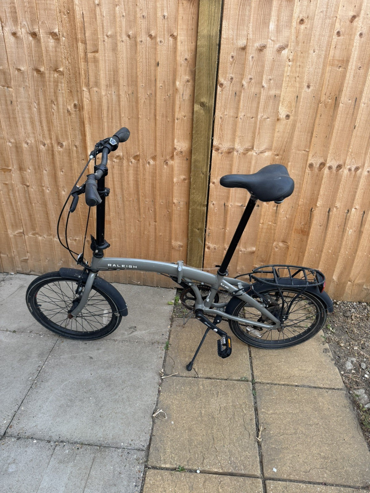 Raleigh Evo Two Folding Bike - Grey – Superb Condition - White decal