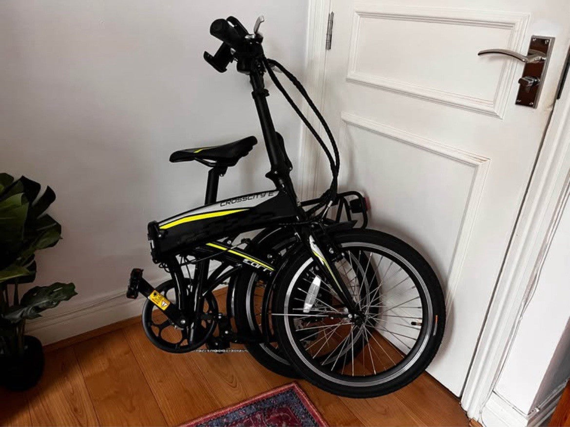 CARRERA CROSSCITY E FOLDING BIKE HARDLY USED IN EXCELLENT CONDITION