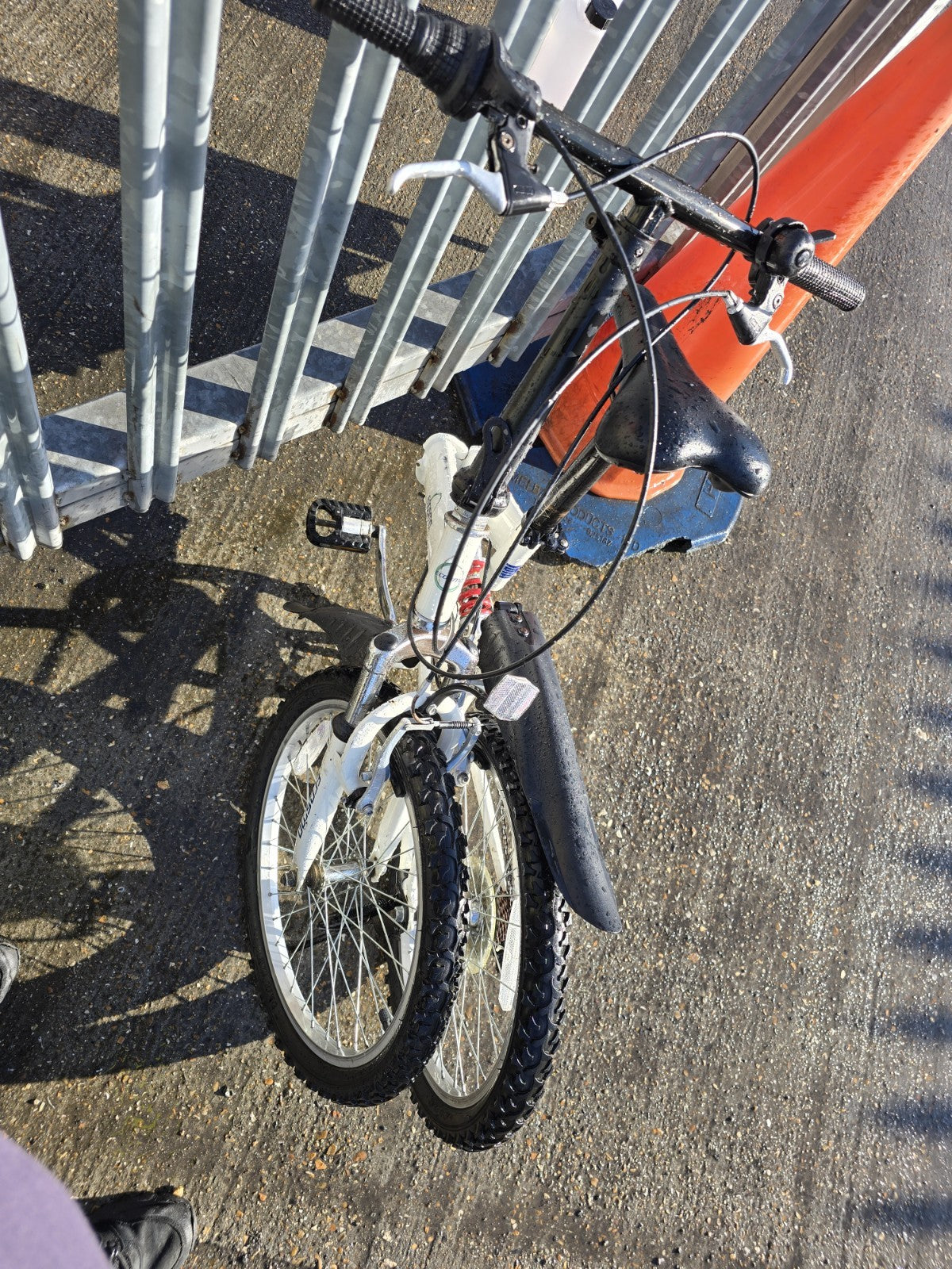 Folder Bike. ECOSMO.. VERY GOODCONDITION ONLY 2 SCRAC ONLY FOR £130.CASH IN HAND