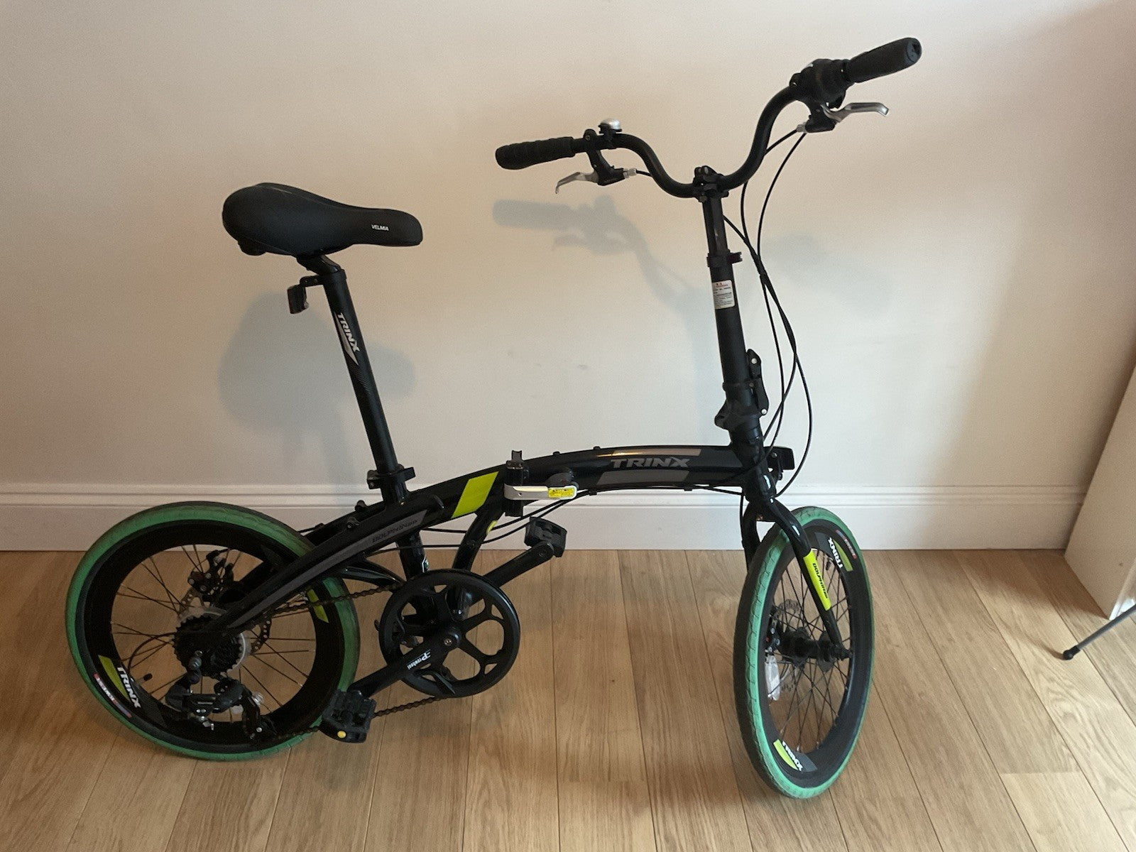 Trinx Folding Bike Bicycle 18.5” Wheel Diameter 7 Speed - Excellent Condition