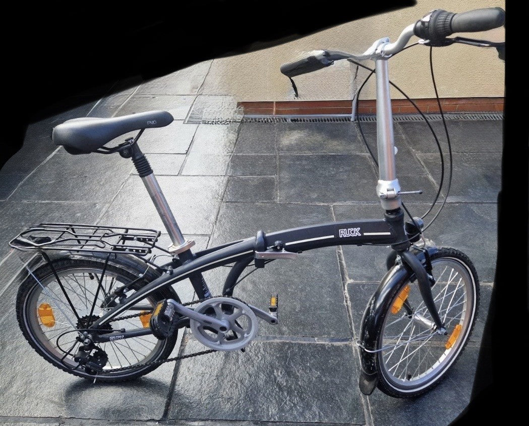 Freespirit Ruck 20-inch Folding Bike 20 Inch Wheel In Excellent Condition