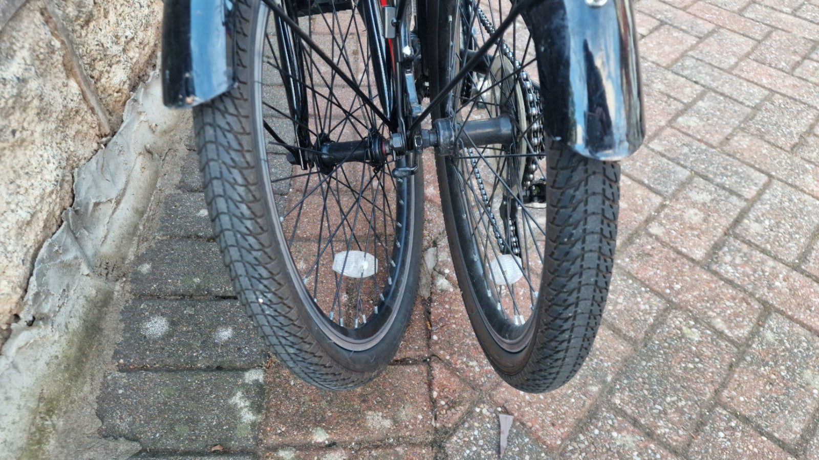 Ammaco Pakka Lite 20 Inch Wheel 6 Speed Alloy Folding Bike Silver
