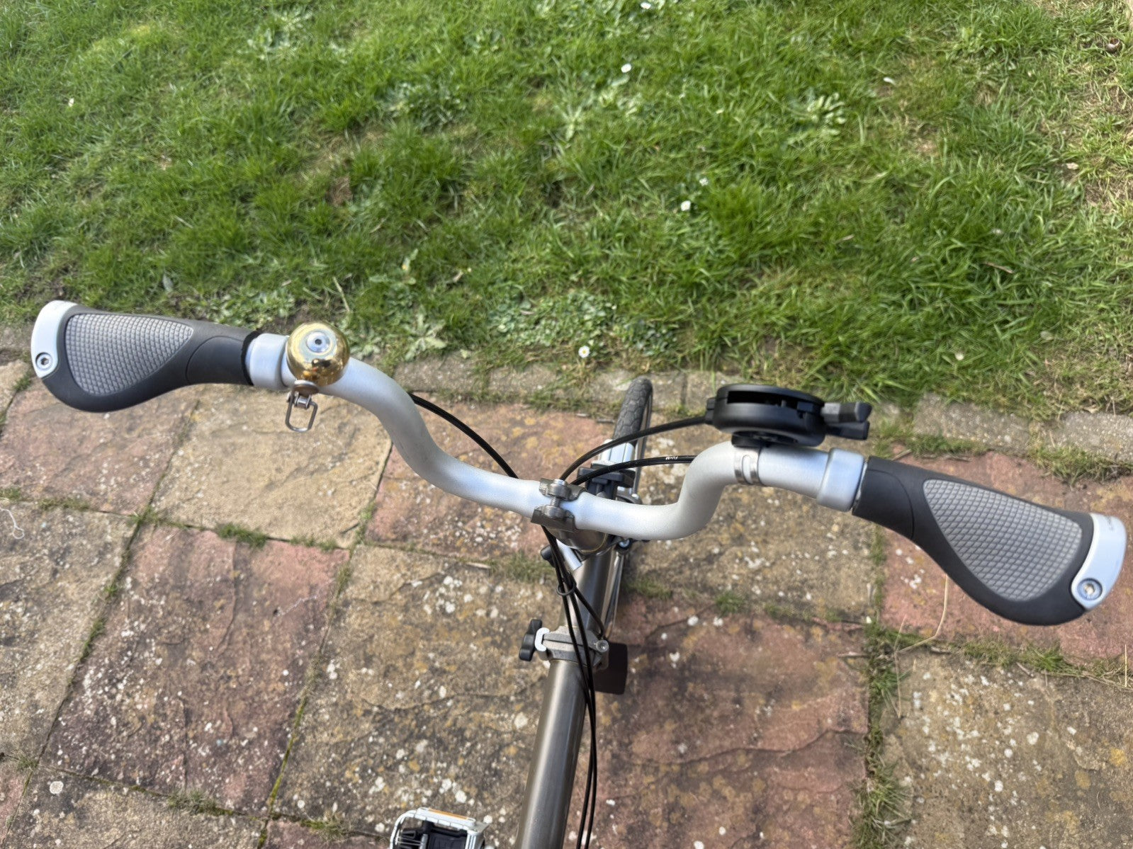 2015 Brompton S3L Folding Bike 3-Speed, Grey Including Carry Bag and Case.