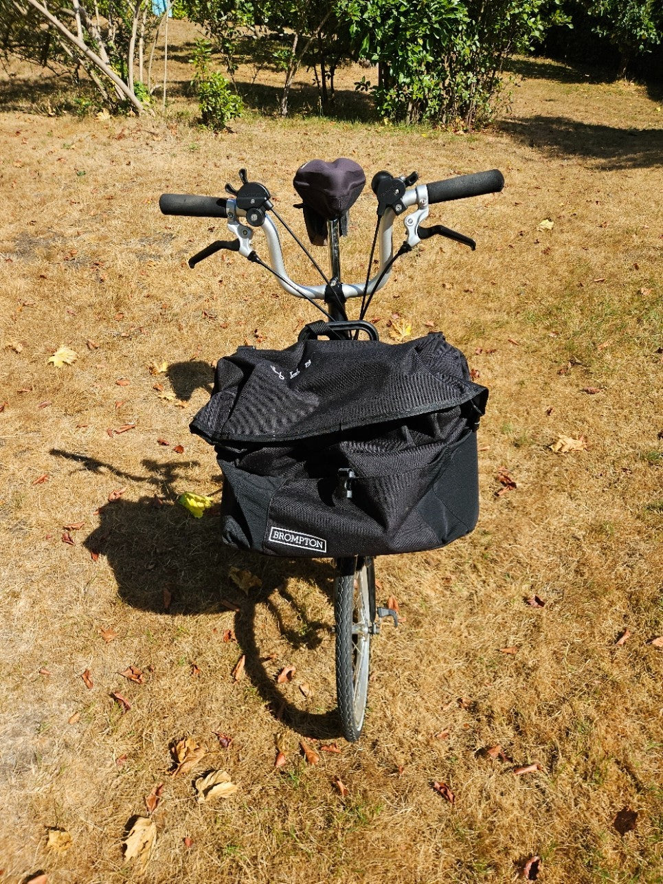 Brompton M6 folding bike with front bag
