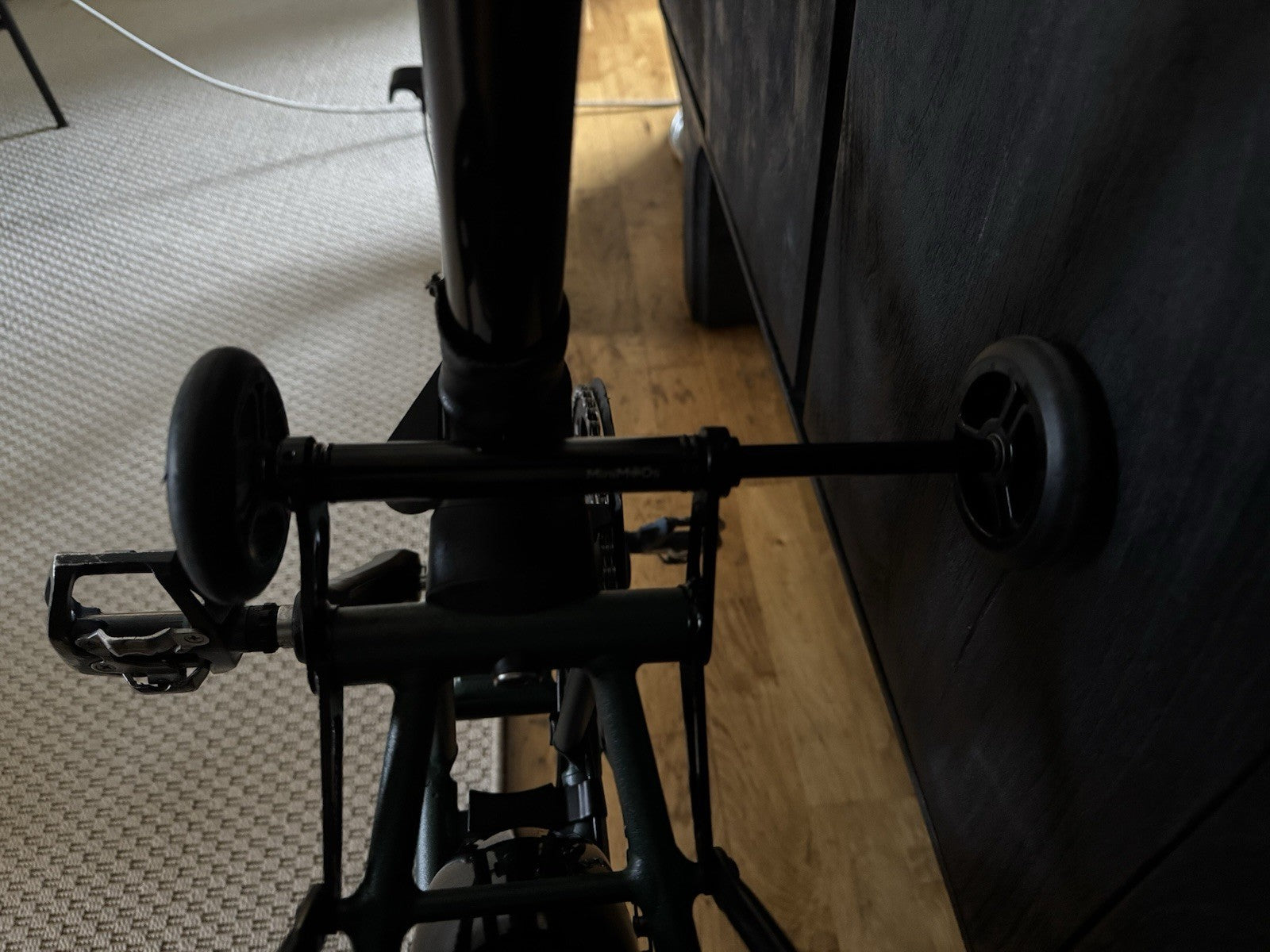 Brompton G Line Forest Green M-Size Folding Bike, Alfine 8
