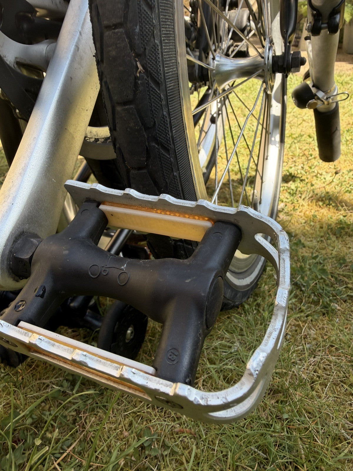 brompton folding bike 3 speed
