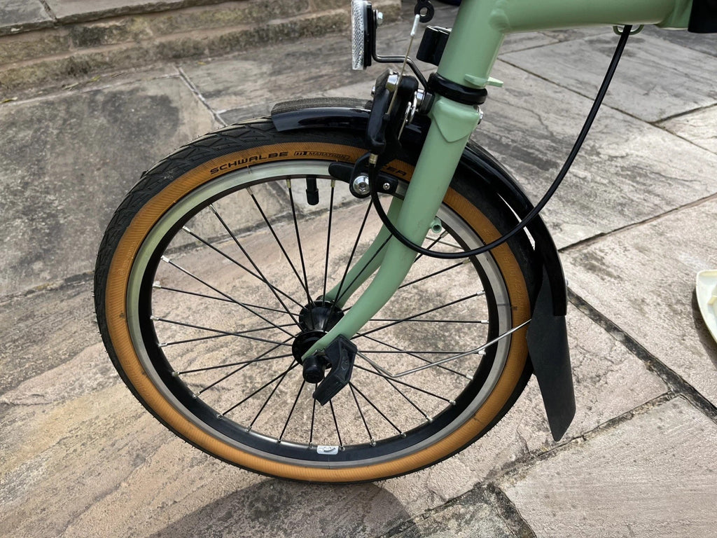 Brompton C Line H6R (6 Speed) folding bicycle - SAGE GREEN (MINT CONDITION)
