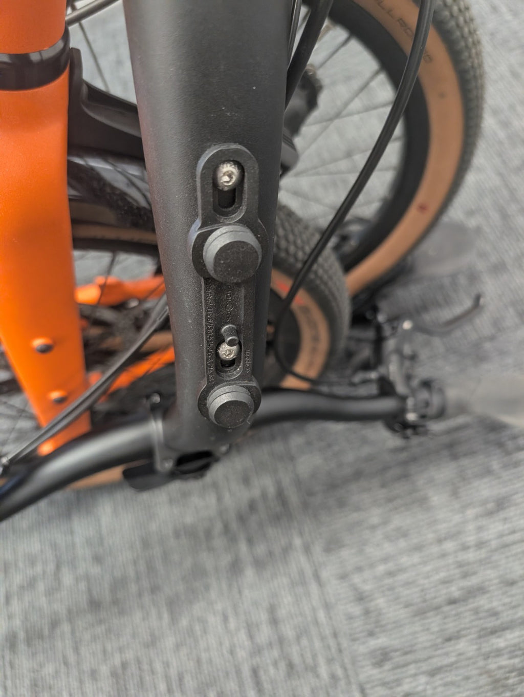 Brompton G Line 8-Speed Large Orange Excellent Condition