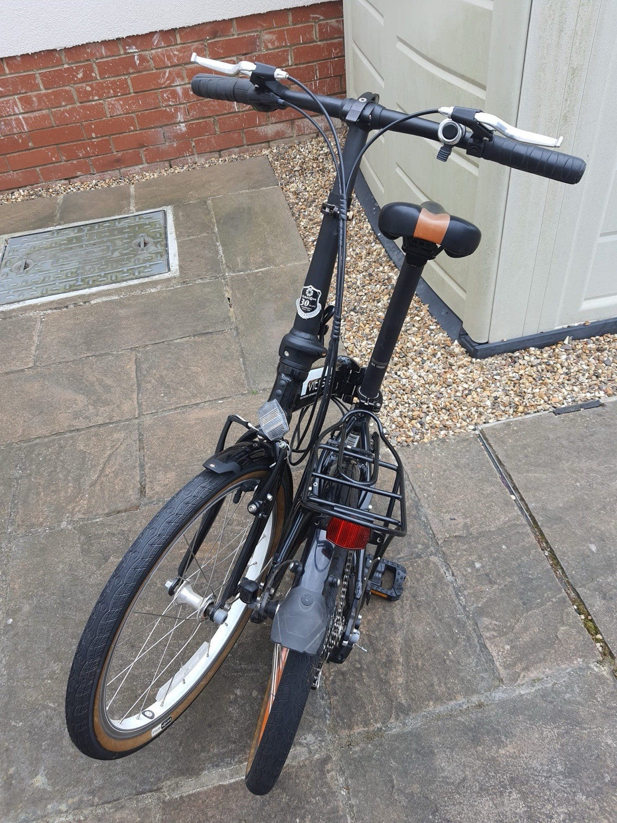 Dahon Vitesse D7HG Folding bicycle.