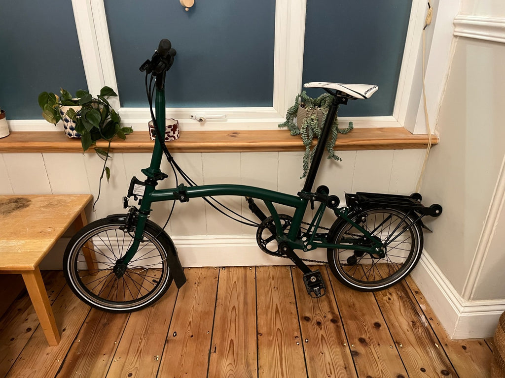 Brompton C Line 6 Speed 2023 M Handlebar Folding Bike - Racing Green/Matt Black