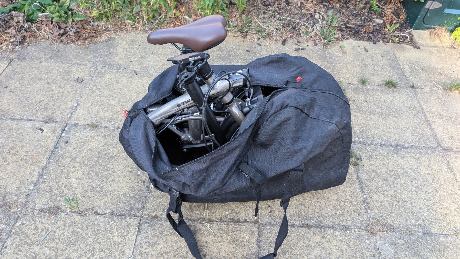 Btwin tilt 900 folding bike
