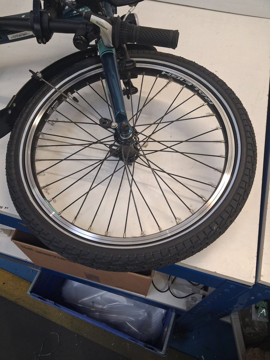 Raleigh 2019 Evo Alloy Folding Bike 20" Wheel Blue Green (Scratch/No Battery)