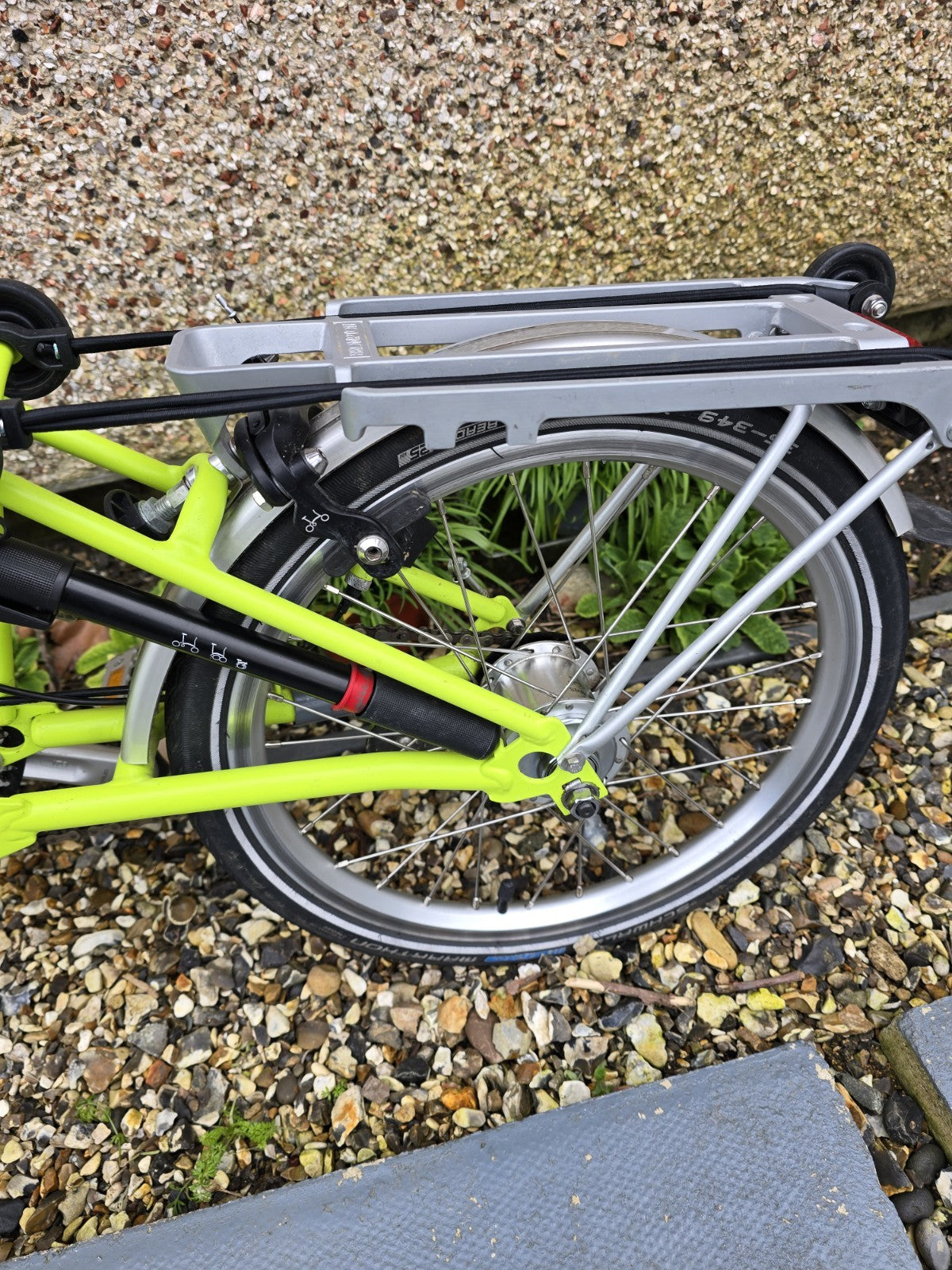 Brompton C Line in Lime green