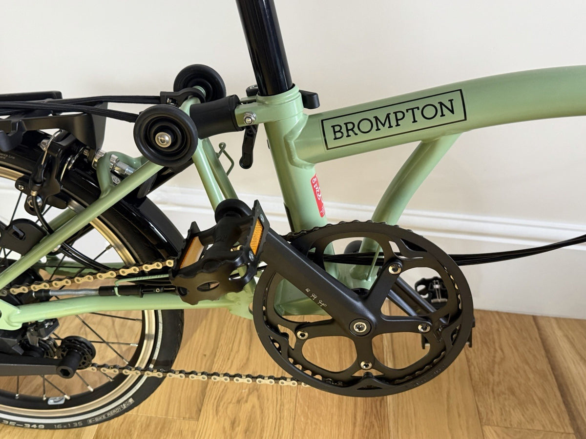 Brompton C Line M Frame Matcha Green 6 speed USED ONCE