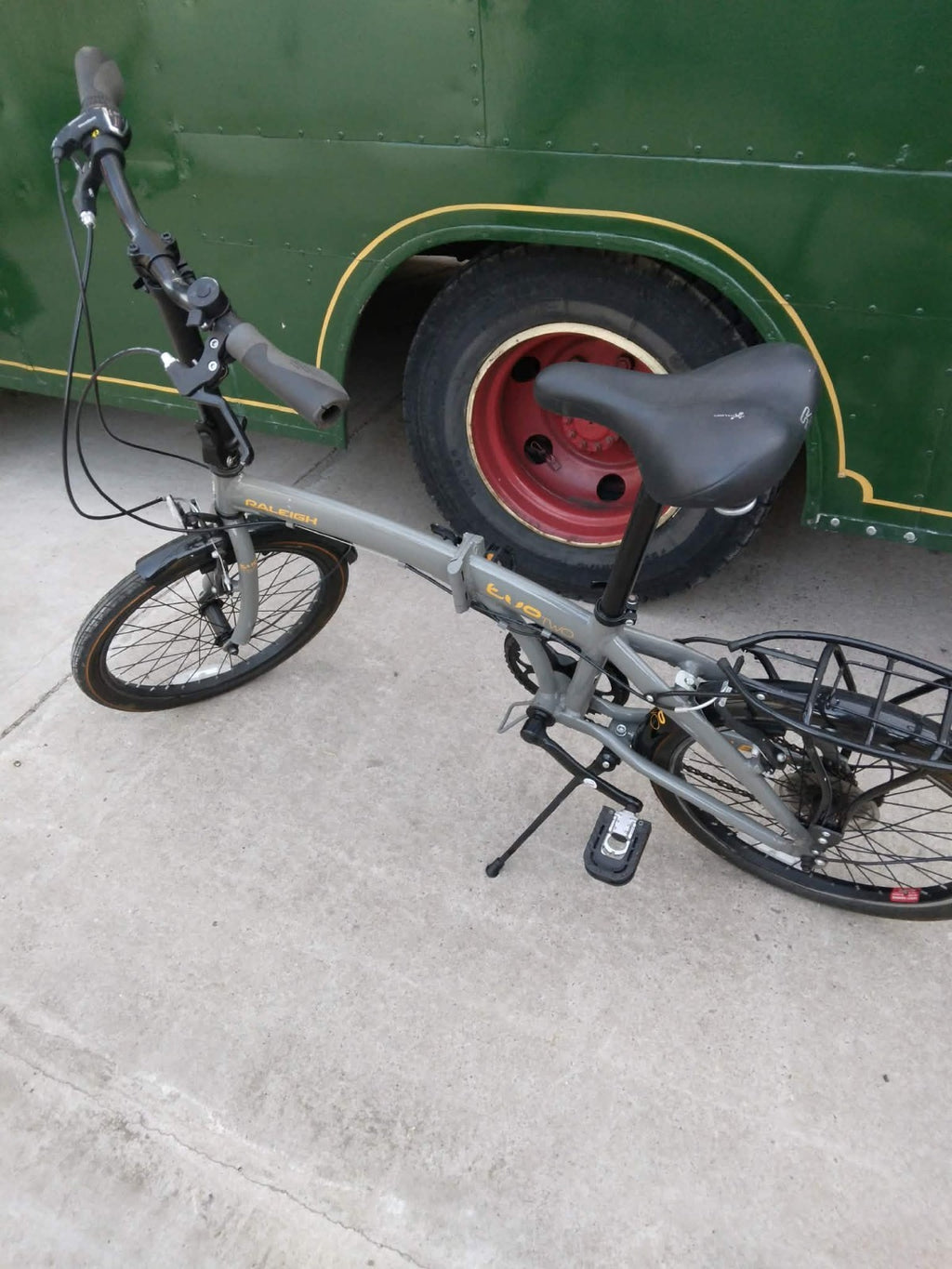 Raleigh Evo Two Foldable Bike
