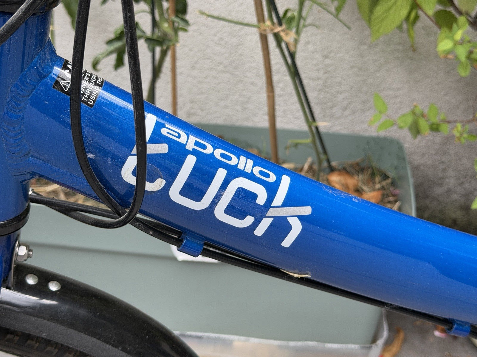 Apollo Tuck Folding Bike 20" Wheels, 6 speed, Blue