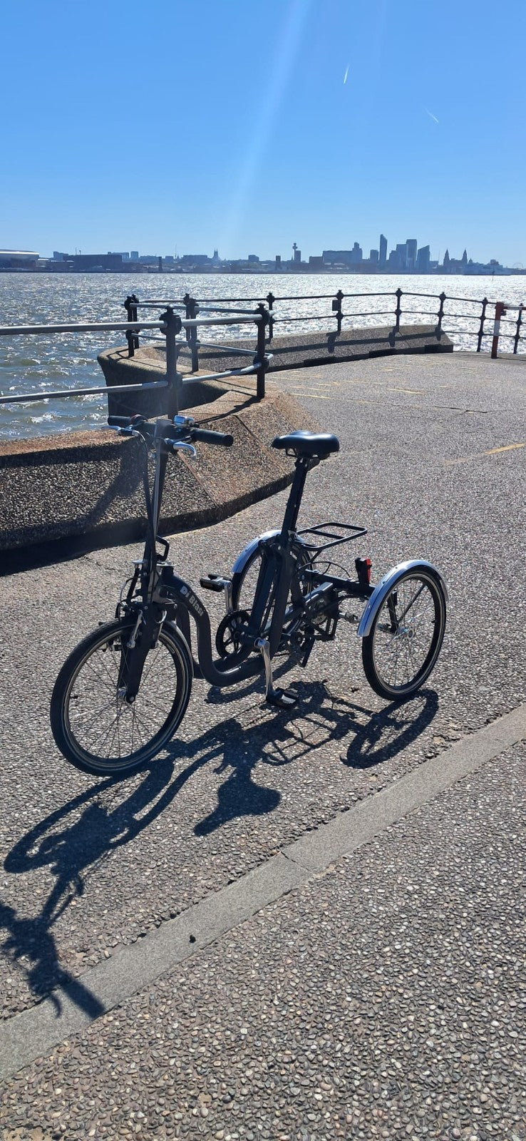 Di Blasi R32 Adult Folding Tricycle (compact folded) Excellent condition.