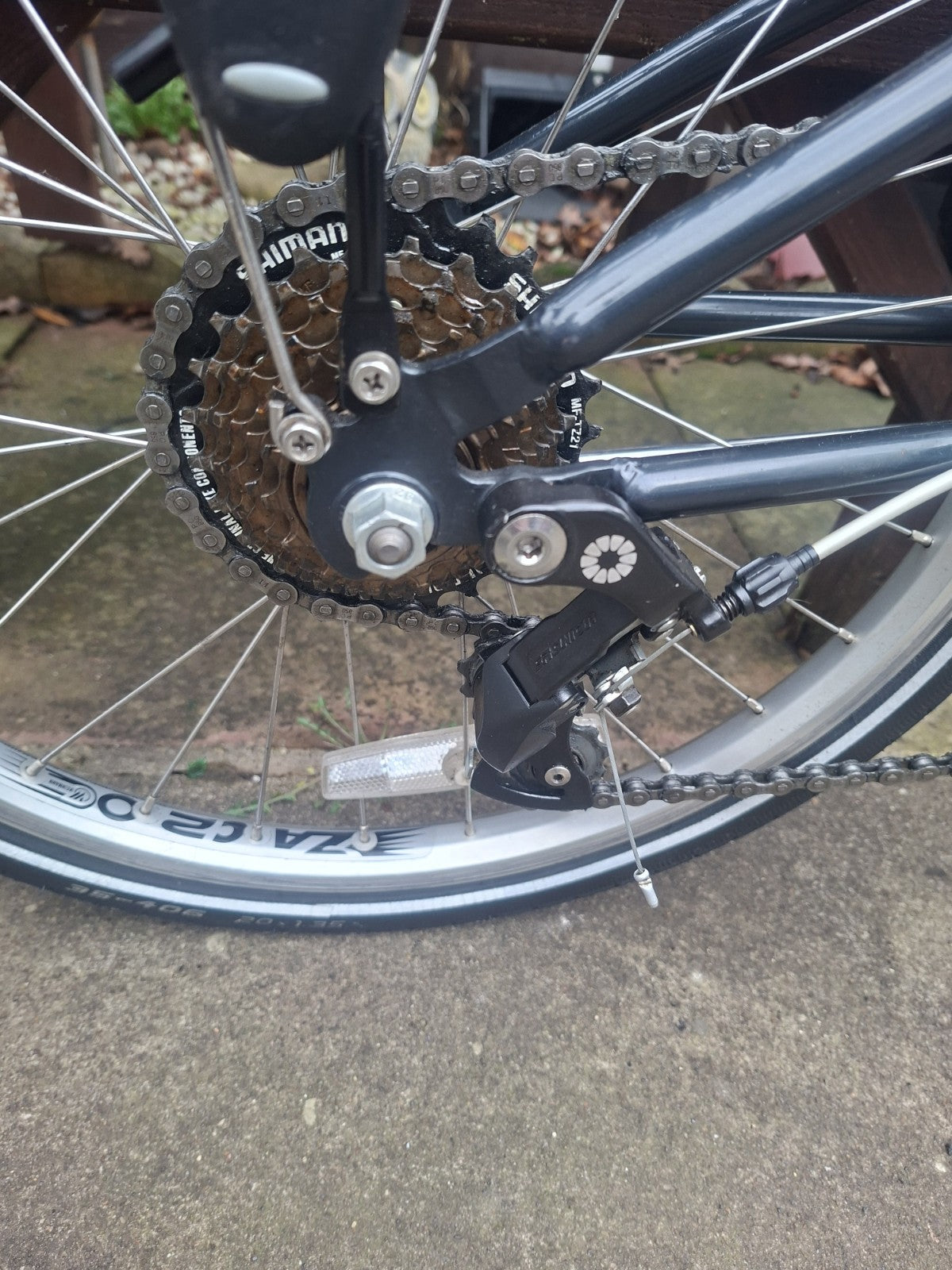 2 x Dahon Speed D7 Folding Bike 7-Speed £140 each